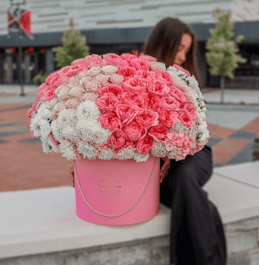 FlowWow Signature Luxury Box image 0