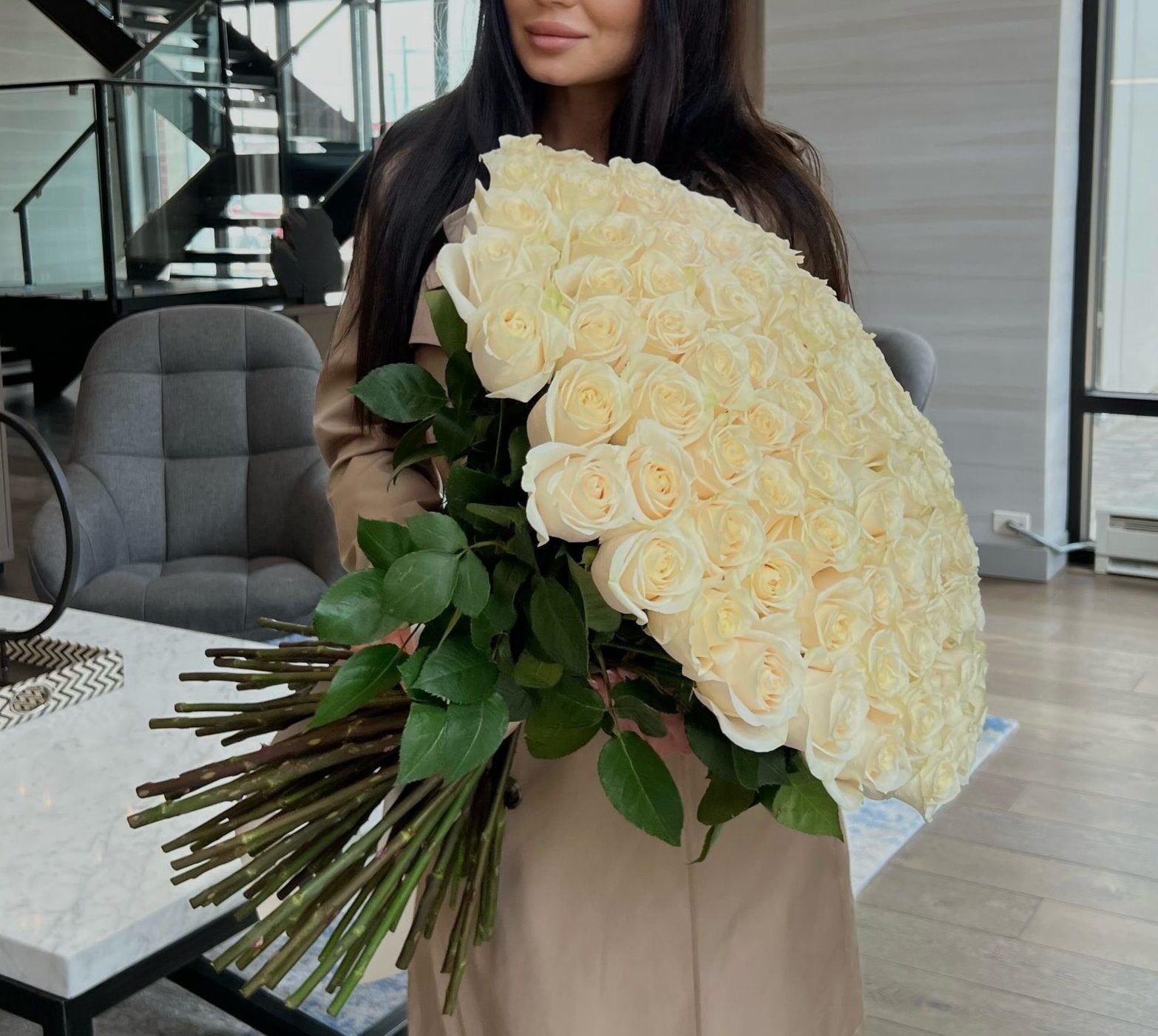 100 Premium White Roses image 0