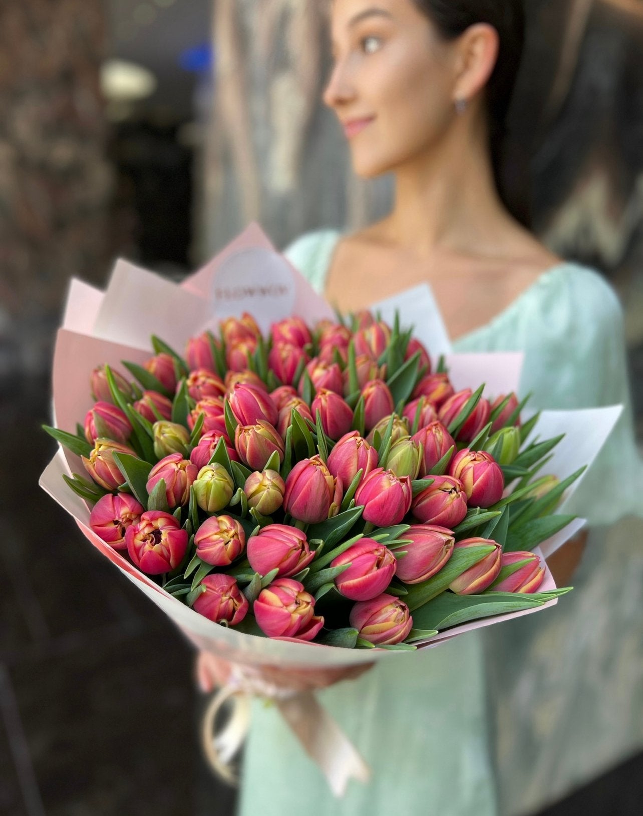 Pretty Love Tulips image 0