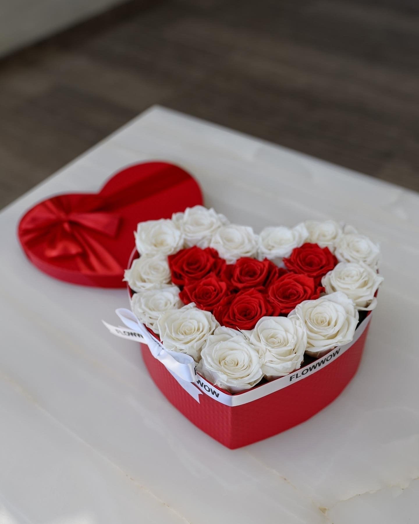 Heart Box of Roses That Last a Year image 0