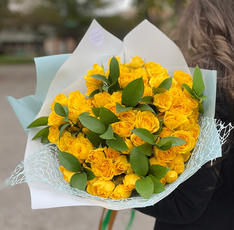 Yellow Spring Mix image 0