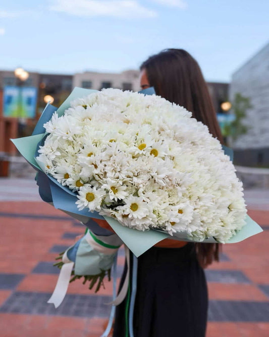 White Soiree image 0