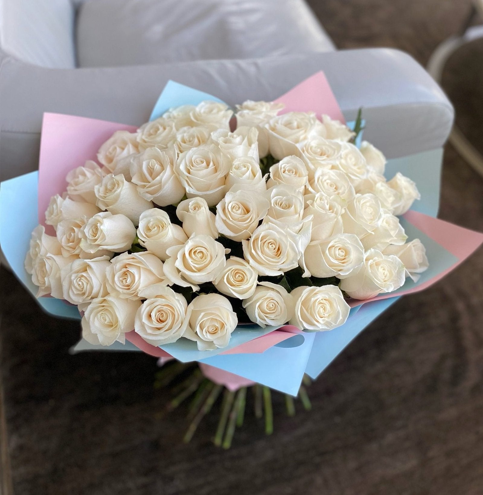 50 Vendela Roses image 0