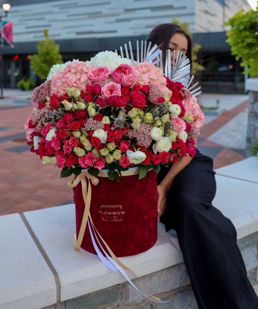 Signature Large Box of Flowers in Red image 0