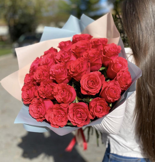 25 Explorer Red Roses image 0