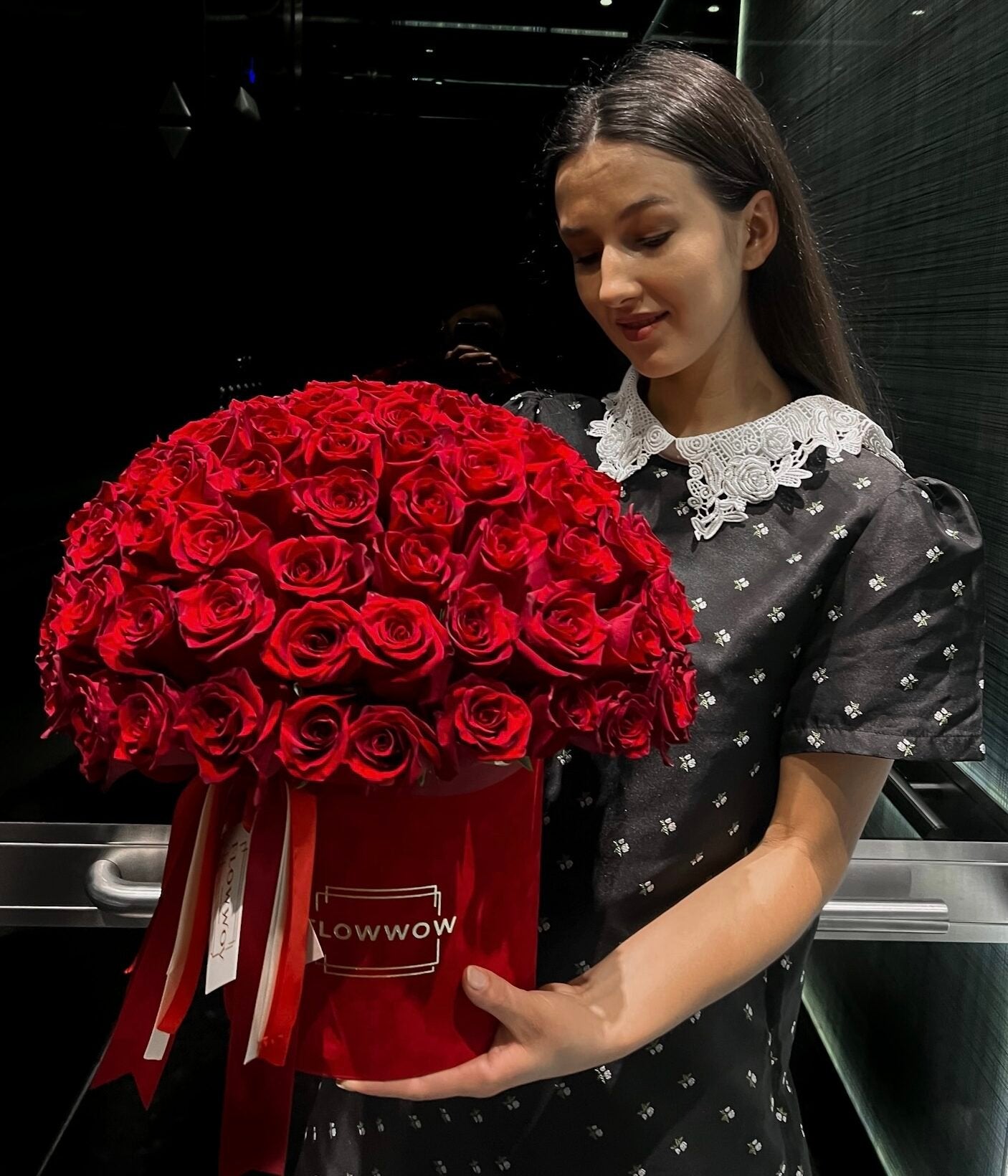 Premium Red Roses Box image 0