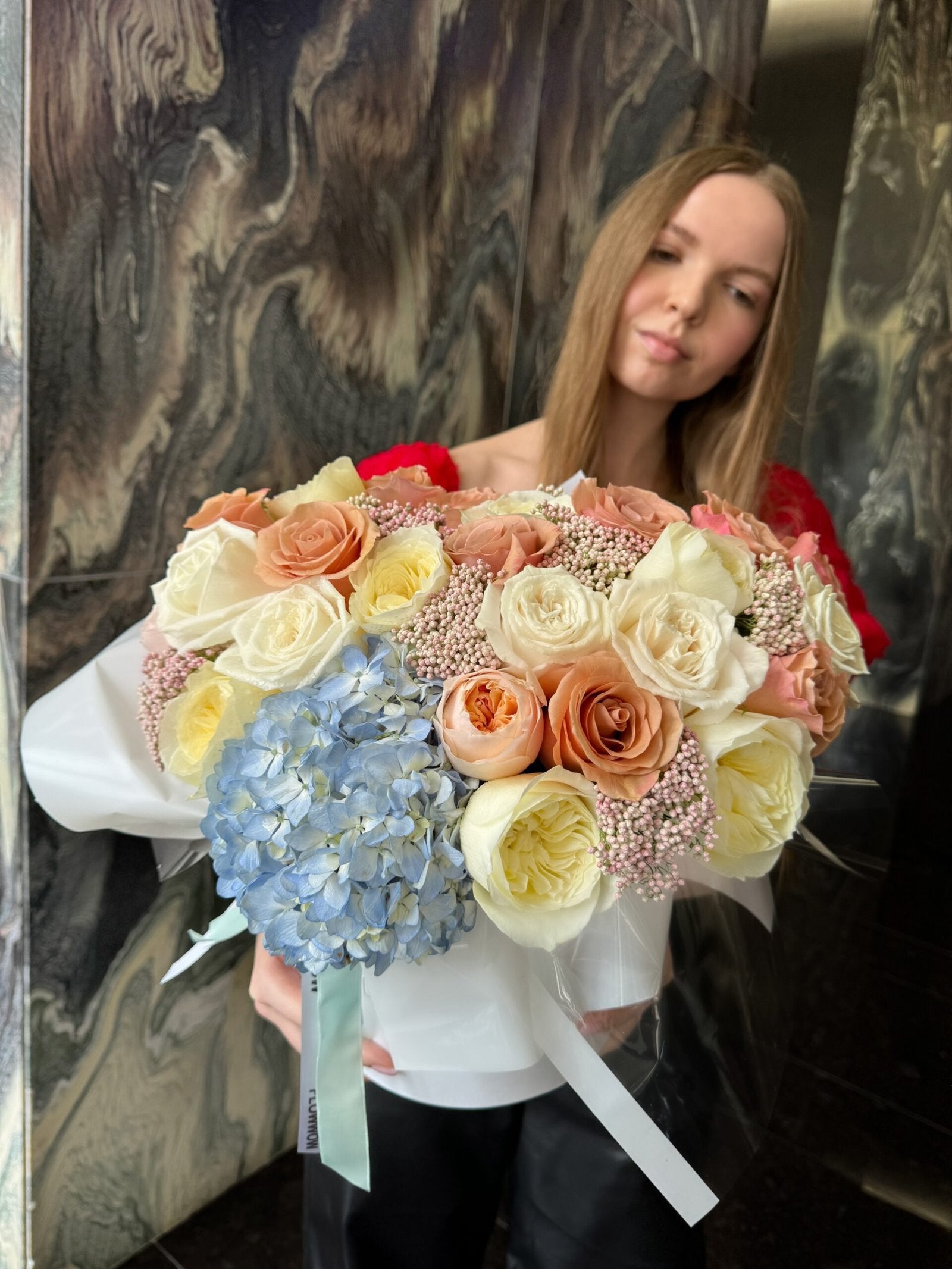 Garden of Peach Embrace image 1