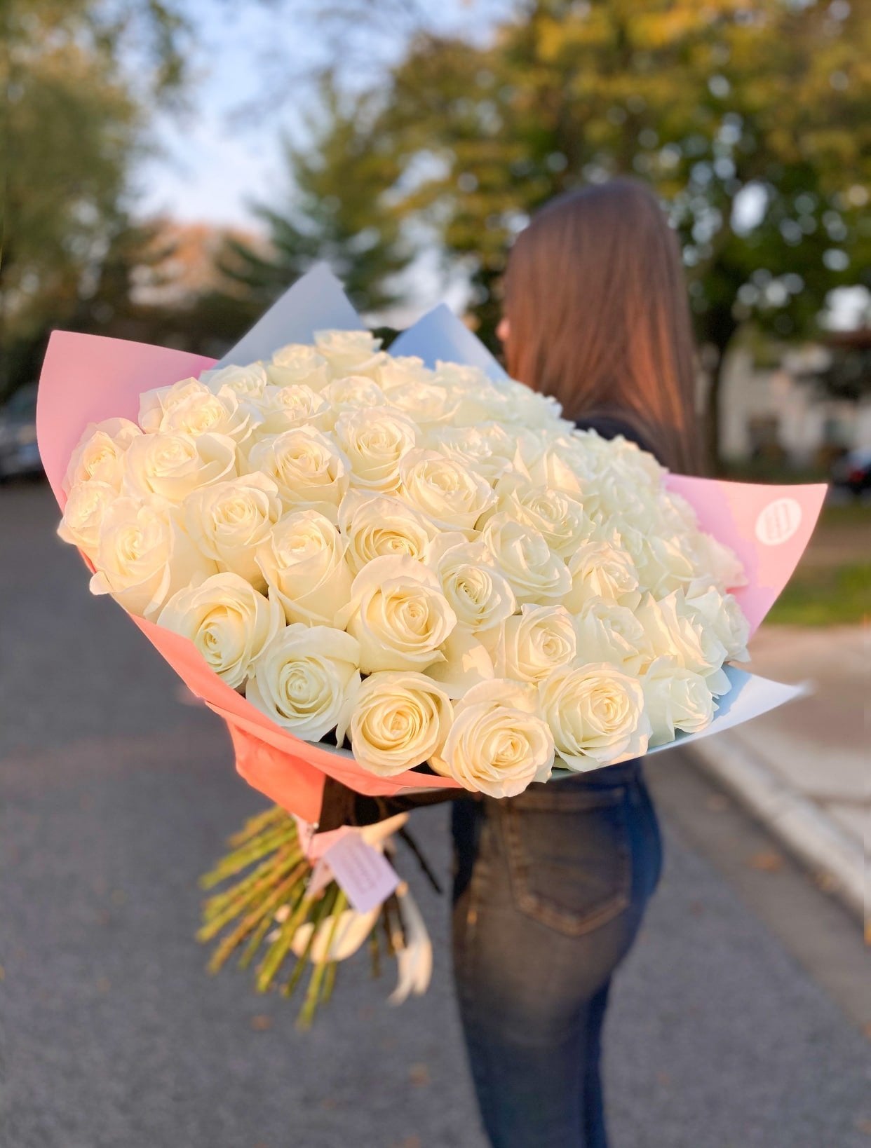 50 Special White Roses image 0