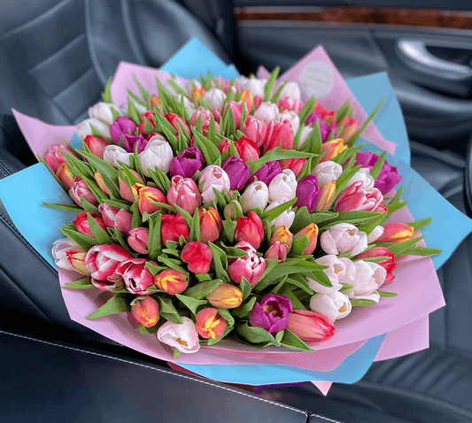 100 Mix Tulips Bouquet image 0