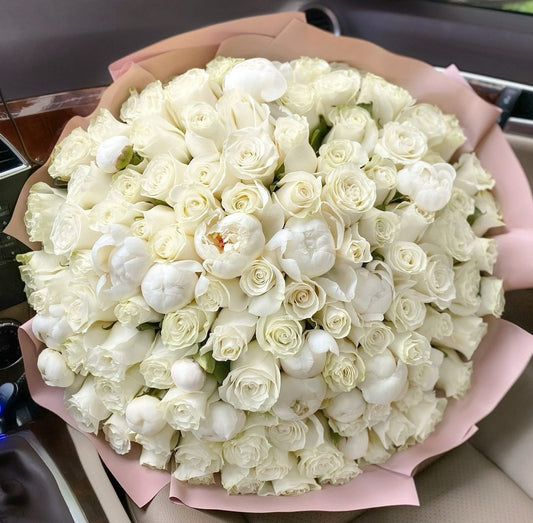 100 White Roses & Peonies Mix image 0