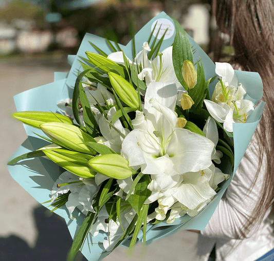 Lily Romance Medium image 0