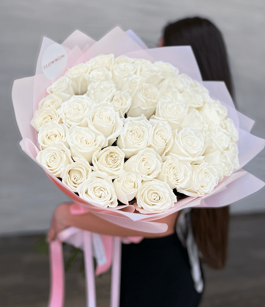 50 Signature White Roses image 0