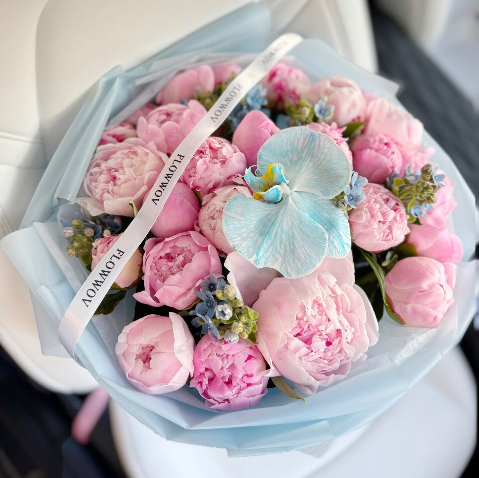 Pretty Peony Bouquet image 0