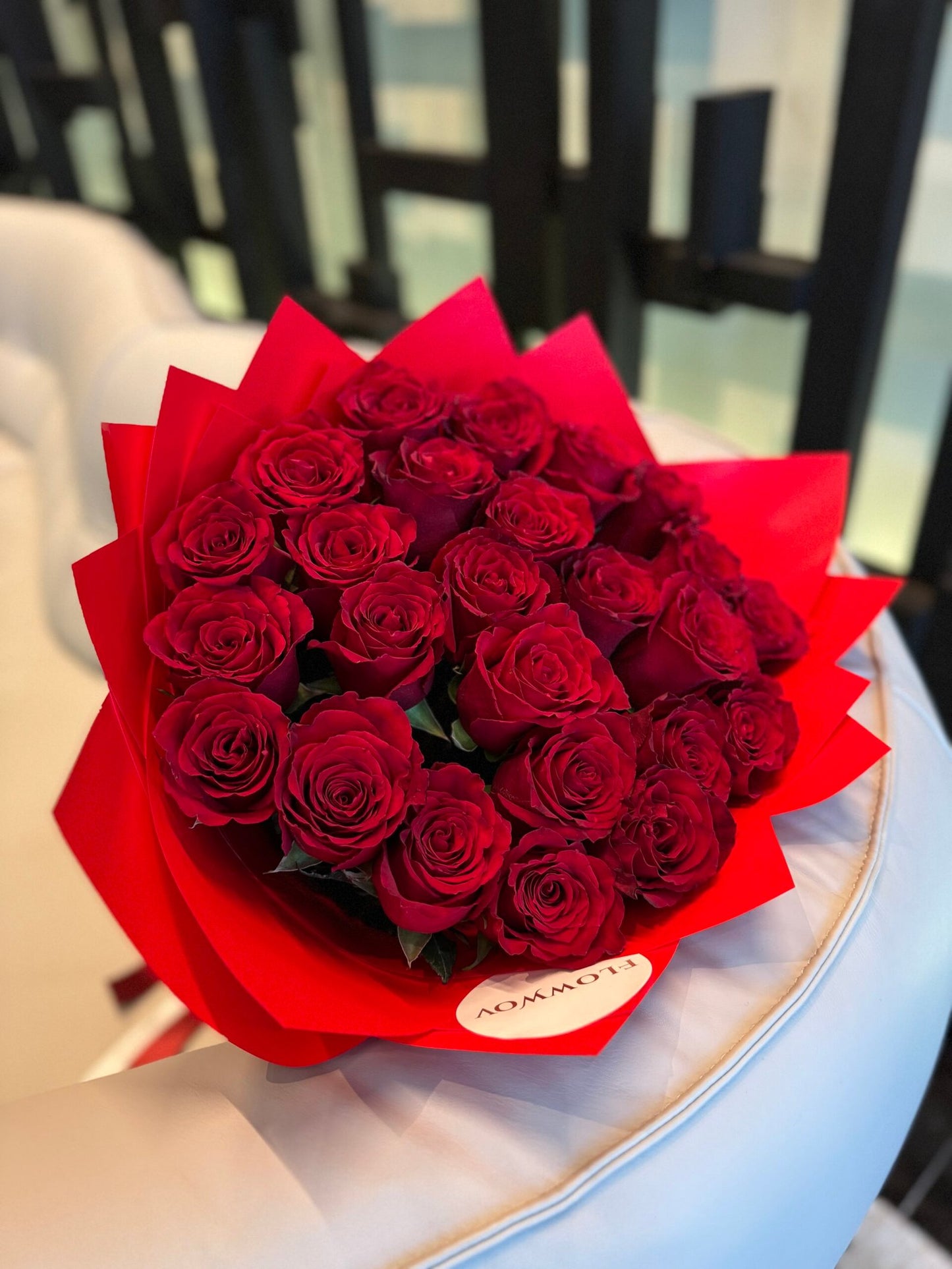 25 Red Roses image 0