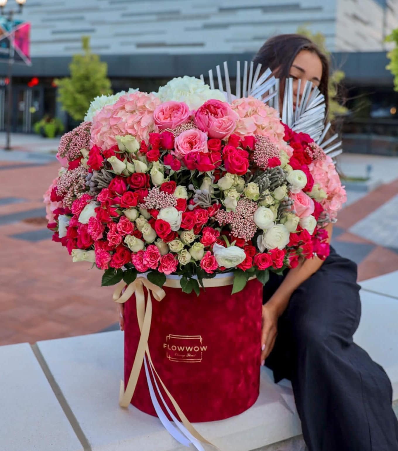 FlowWow Signature Large Box image 0