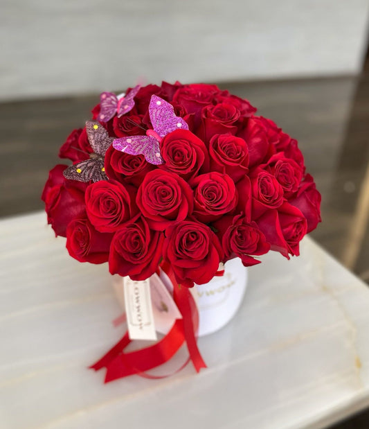 Red Roses Lovers (Small box) image 0