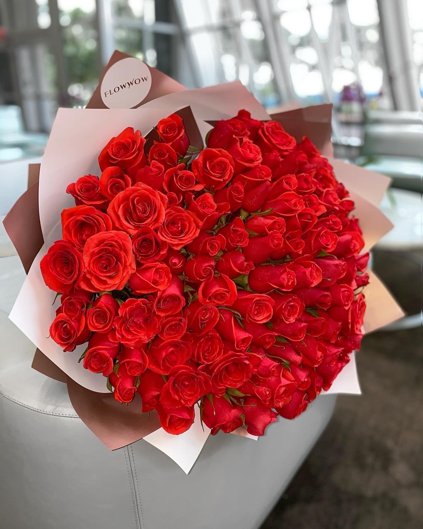 100 Orange Roses image 0